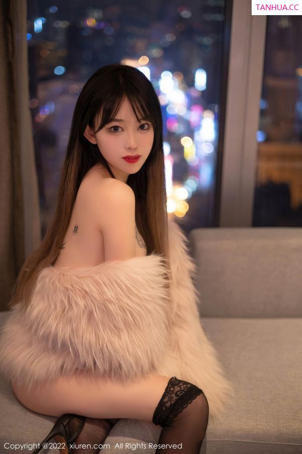 小奶瓶呜呜  [XiuRen]高清写真图 2022.01.10 No.4441 奶瓶第23张图片